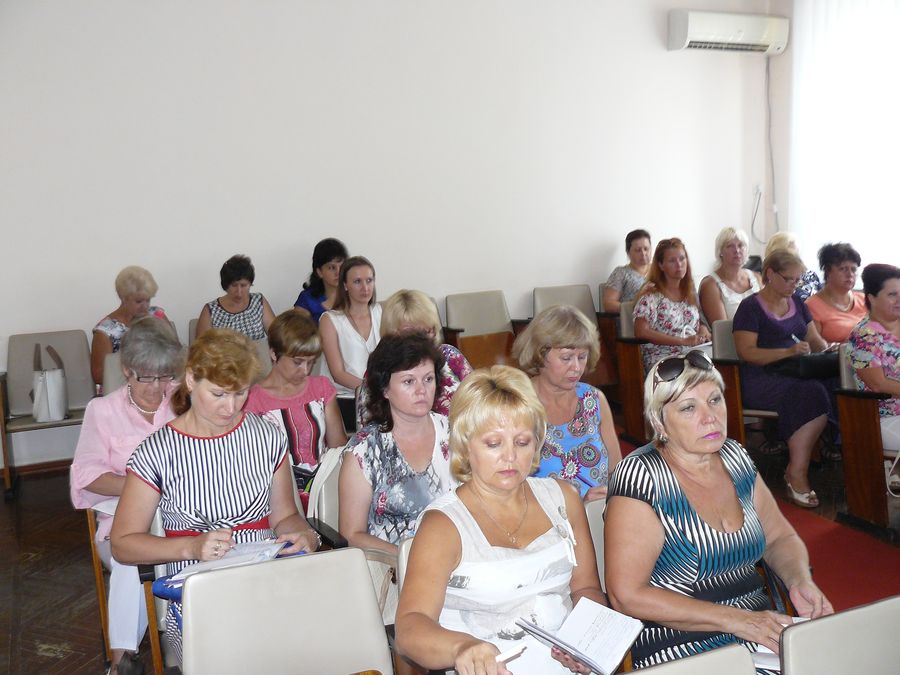 з освітянами обговорили готовність закладів до навчання. Зображення 1
