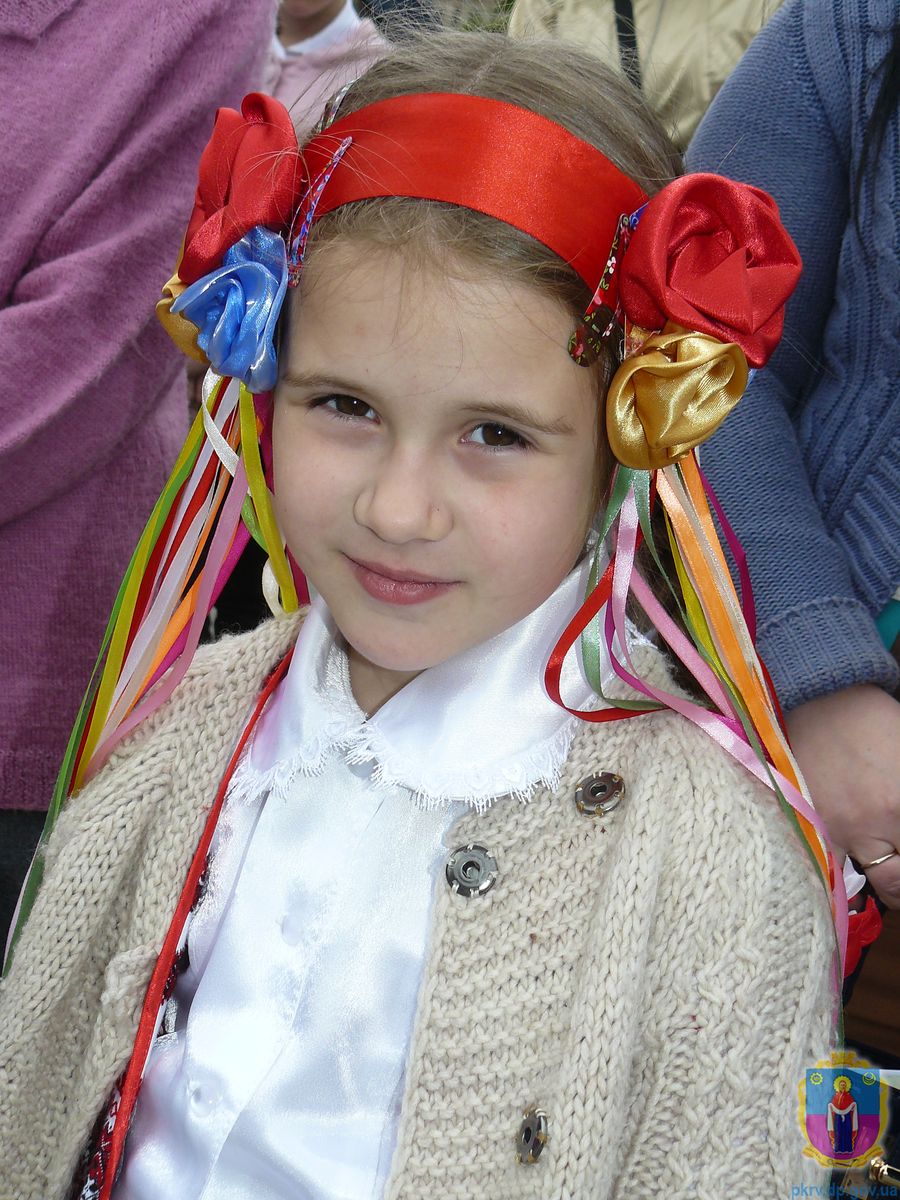 а над світом вишиванка. Зображення 9