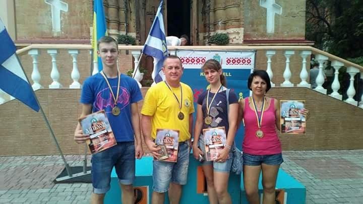 гирьовики покрова завоювали “срібло” на всеукраїнському марафоні-естафеті. Зображення 1
