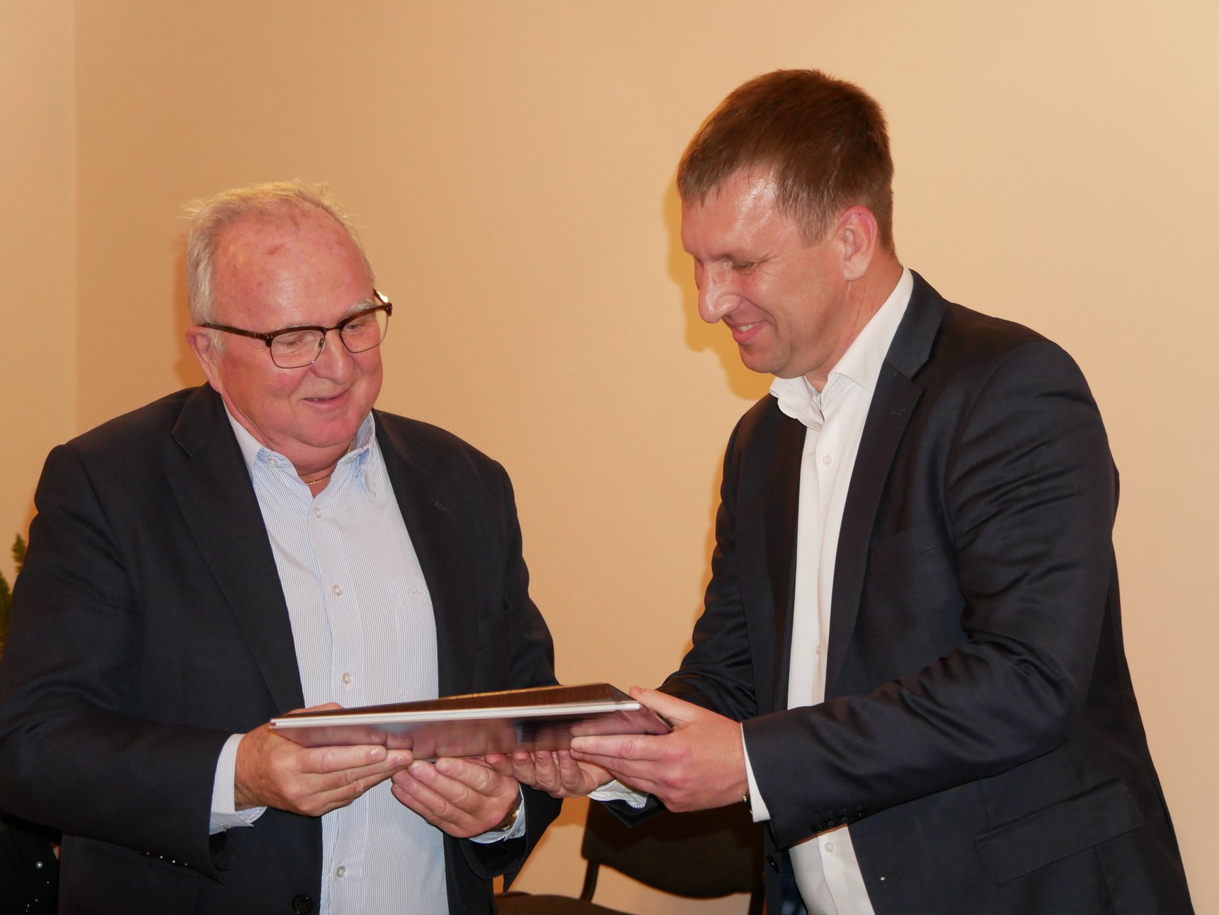 покров відвідали представники північної екологічної фінансової корпорації нефко. Зображення 3