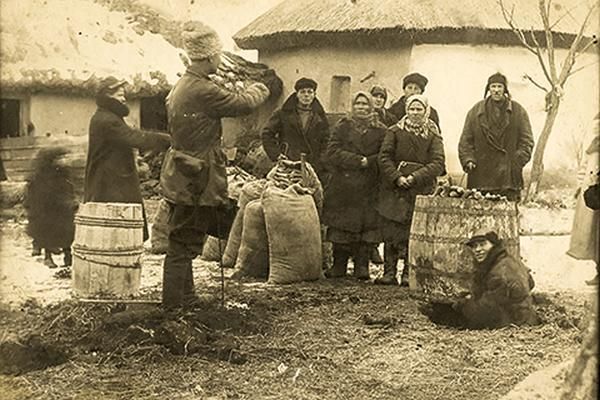 до 85 роковин голодомору: у піжмурки із бідою. Зображення 7